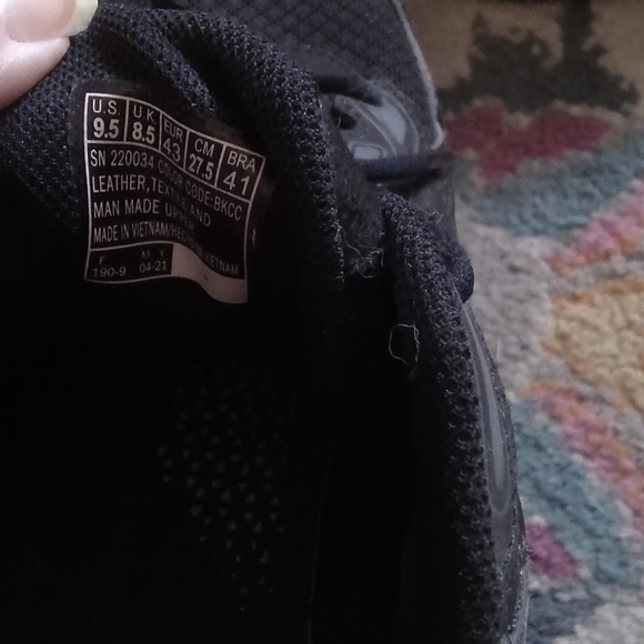 Men's black Sketcher's Sneakers size 9.5 - Picture 2 of 2